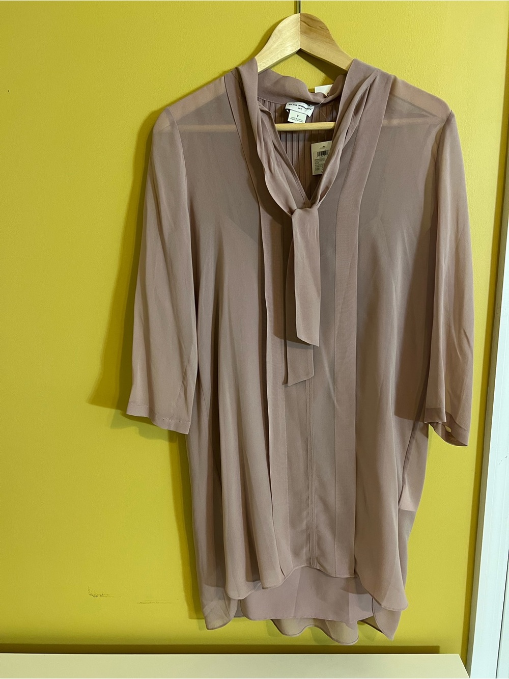 Club Monaco Tie-Neck Dress in Dusty Mauve NWT size 0 100% silk